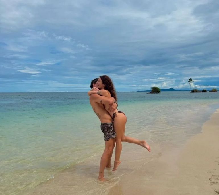 Las vacaciones de Nico Vázquez y Gimena Accardi Las vacaciones de Nico Vázquez y Gimena Accardi