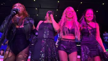 asi fue el regreso de bandana a 25 anos de su debut y el cruce en el escenario de lourdes y lissa asi fue el regreso de bandana a 25 anos de su debut y el cruce en el escenario de lourdes y lissa