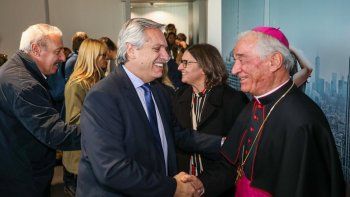 fernandez llego a italia y manana se vera con el papa fernandez llego a italia y manana se vera con el papa