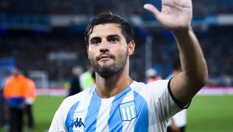 Preocupación en Racing: un importante club vendría a la carga por Santiago Sosa en una operación millonaria