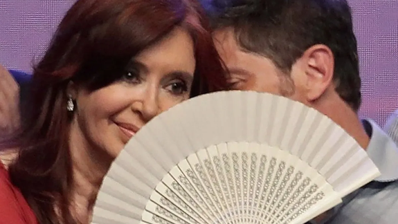 Cristina Fernández y Axel Kicillof, dos de los funcionarios que impulsaron la expropiación de las acciones de YPF.