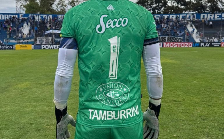 El homenaje de un club del ascenso a un exjugador que fue torturado en la Dictadura y declaró en el juicio a las Juntas