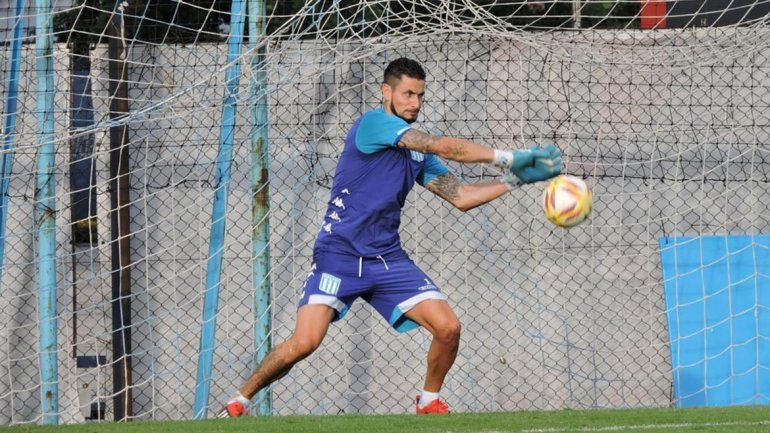 Con Arias, Racing busca otra vez la punta en soledad