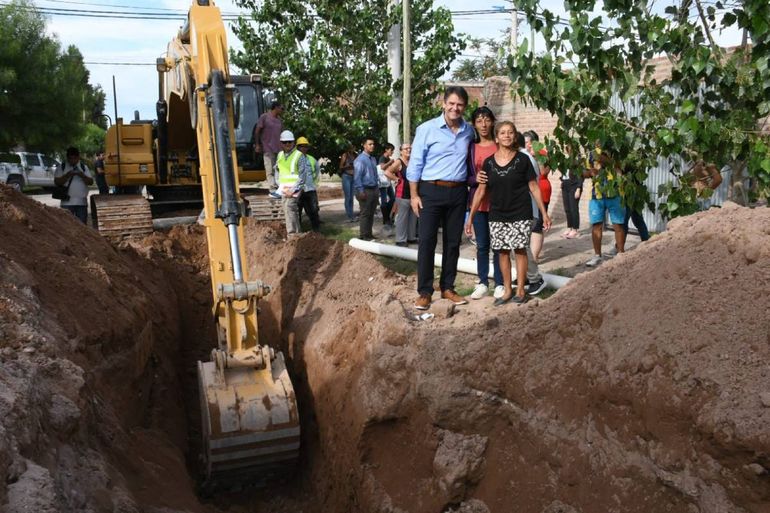 El anuncio de Gaido para Cuenca XV: el asfalto llegará al sector Peumayen tras finalizar la obra de cloacas
