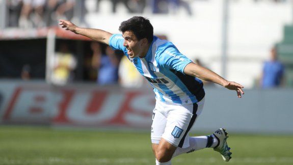 Acuña levanta vuelo. El zapalino dio el gran salto a la mayor.