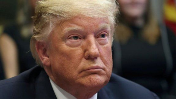 Facebook prohíbe la voz de Trump en la plataforma