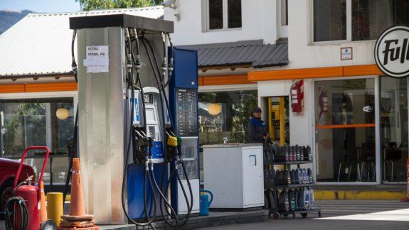 Desde mañana rige un nuevo aumento en los combustibles
