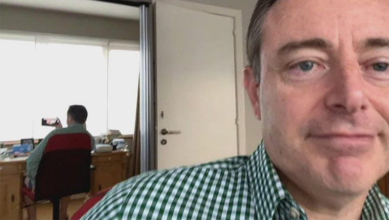 El insólito momento vivido en Zoom no tardó en viralizarse | Captura Video