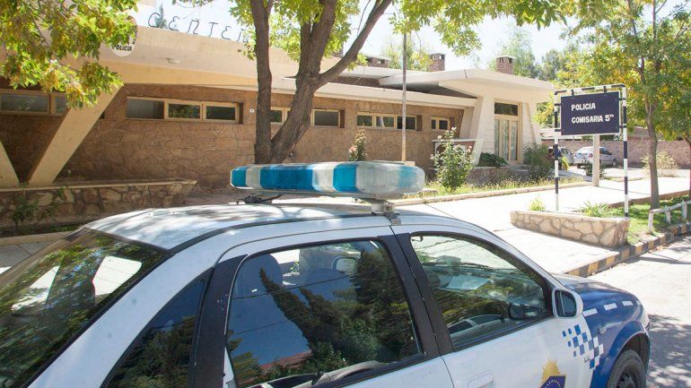 Violento asalto a una mamá y sus hijas de 6 y 11 años