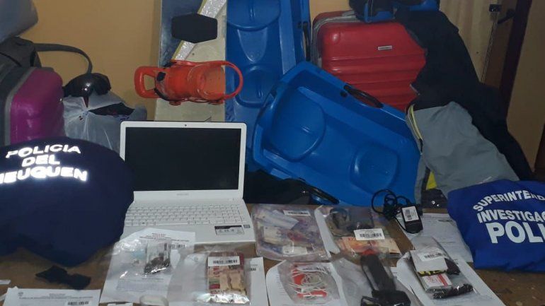 Se hacían pasar por turistas para robar cabañas en La Angostura