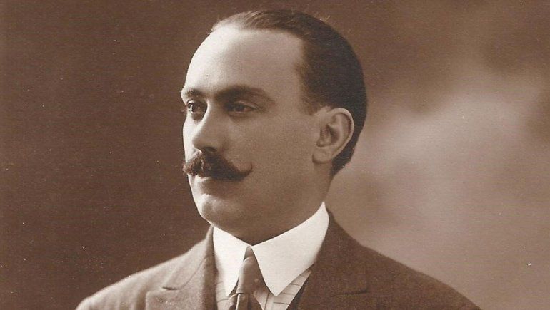 Ángel Pérez Novella de joven.