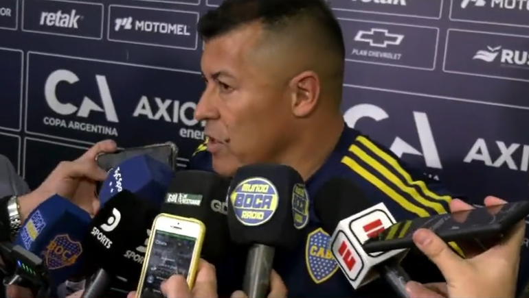 Almirón, en el centro de las críticas por el nivel de Boca