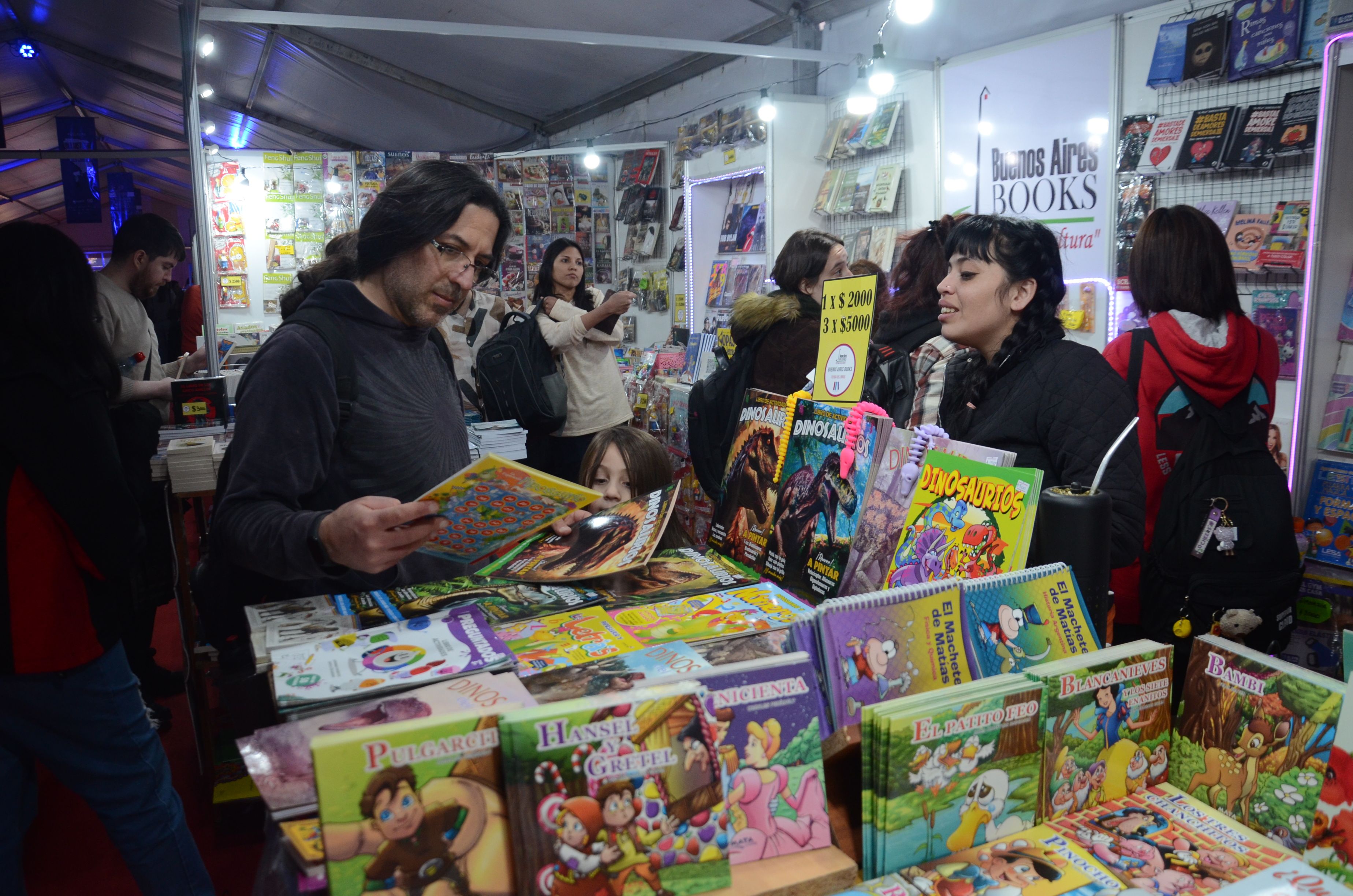Feria del Libro de Neuquén: conocé la agenda de este sábado