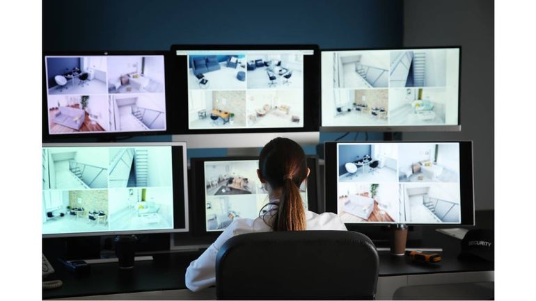 Tecnología y grupos de elite buscan las empresas de Vaca Muerta en esta nueva etapa compleja del delito. Tecnología y grupos de elite buscan las empresas de Vaca Muerta en esta nueva etapa compleja del delito.