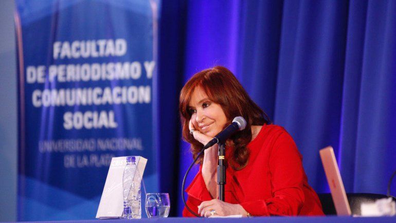 CFK: Un dirigente debe ser responsable y no puede castigar a la gente