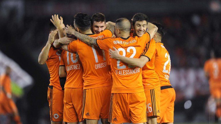 Gallardo puso en cancha a los mismos 11 que arrancaron en la Recopa