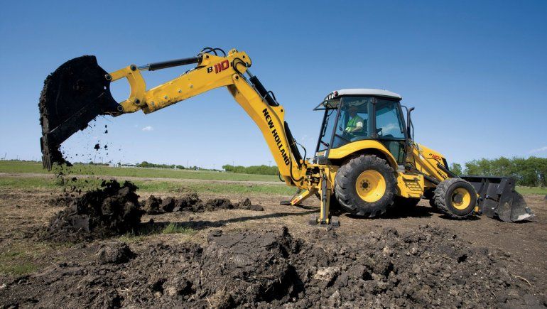 Villa La Angostura: denunciaron a municipales por usar una maquina sin permiso