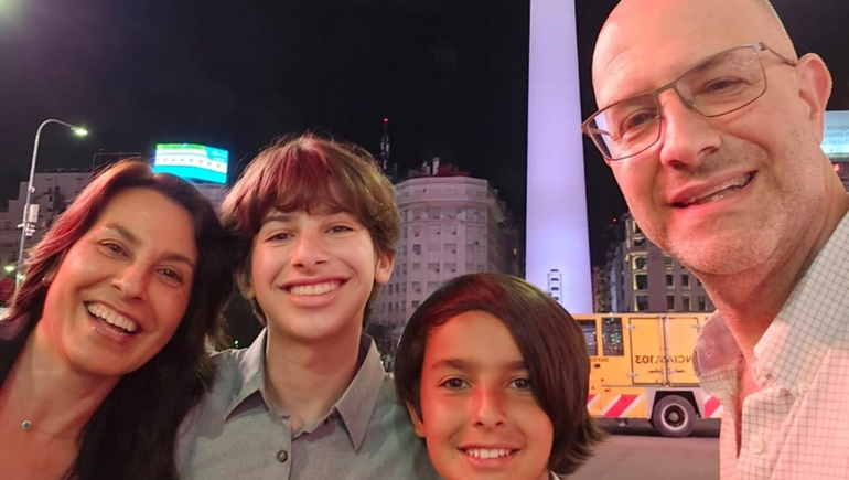 La familia fue encontrada muerta este miércoles al mediodía. La familia fue encontrada muerta este miércoles al mediodía.