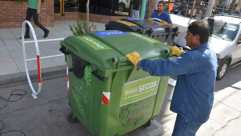 Así funcionarán los servicios durante el feriado del 25 de Mayo