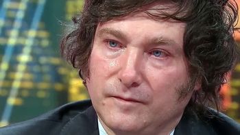 Javier Milei recibe un cachetazo electoral atrás de otro en las provinciales. Javier Milei recibe un cachetazo electoral atrás de otro en las provinciales.