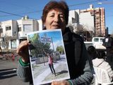 La Chochi, abuela de Agustina Fernández, participó de la primera audiencia del juicio.