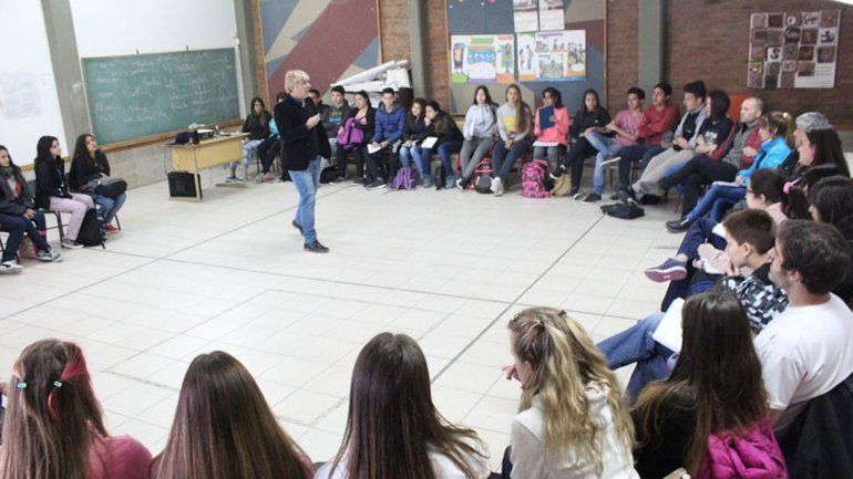 La Defensoría dará cursos gratuitos de mediación escolar