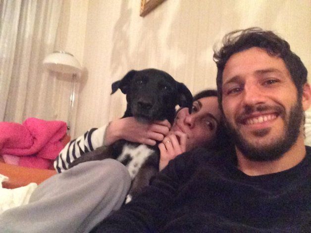 Crack neuquino y su señora cuentan cómo viven en cuarentena en Italia y aconsejan a los argentinos