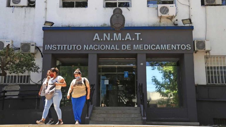 Administración Nacional de Medicamentos, Alimentos y Tecnología Médica (ANMAT).