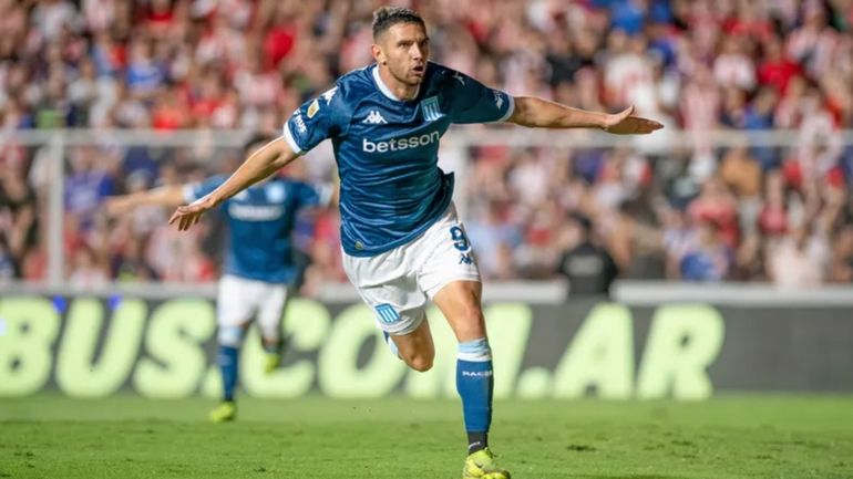 Maravilla Martínez le dio la victoria a un Racing Maravilla Martínez le dio la victoria a un Racing