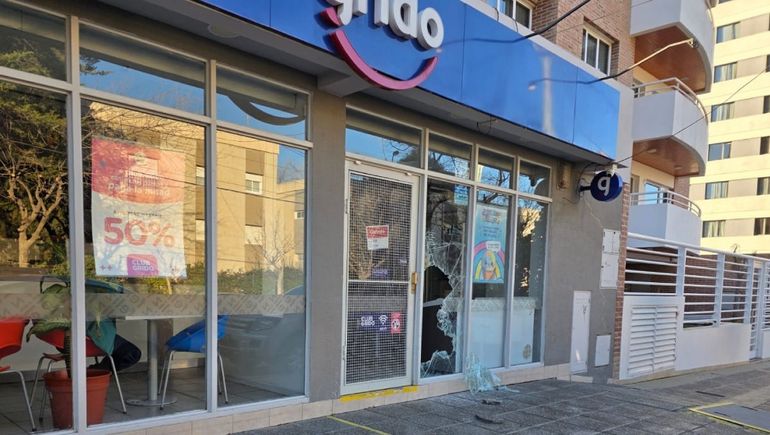Robaron de nuevo a una reconocida heladeria del Alto neuquino