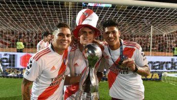 river: un crack colombiano se va, el otro se queda river: un crack colombiano se va, el otro se queda