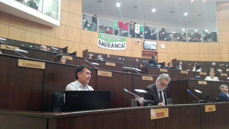 El convenio de salud se trabó en el recinto y pasó a comisiones