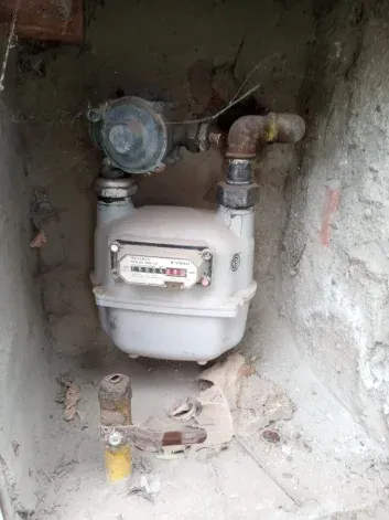 Así quedan los nichos de gas tras el robo del cobre. Así quedan los nichos de gas tras el robo del cobre.