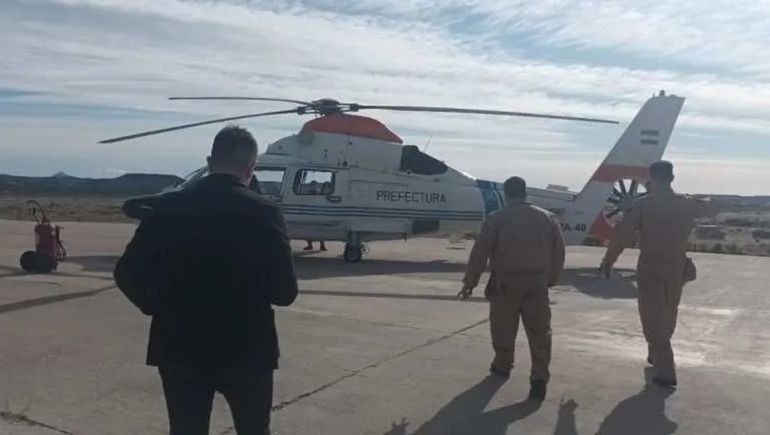 El helicóptero de Prefectura utilizado en la búsqueda de los jubilados desaparecidos en Chubut. | LM Neuquen El helicóptero de Prefectura utilizado en la búsqueda de los jubilados desaparecidos en Chubut.