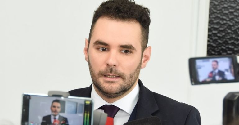 Facundo Bonavitta, abogado defensor de la docente de Trelew acusada de abuso sexual. Facundo Bonavitta, abogado defensor de la docente de Trelew acusada de abuso sexual.