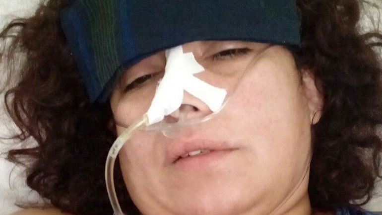 Ya tienen custodia la mujer baleada y  su familia