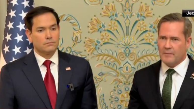 El secretario de Estado estadounidense, Marco Rubio, dijo después de la reunión en Arabia Saudita que Ucrania está dispuesta a dejar de disparar.