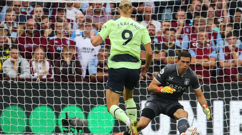 Sorpresa: Haaland le pidió al Dibu la camiseta de un crack de Boca