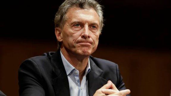 denuncian a macri por el acuerdo con correo argentino