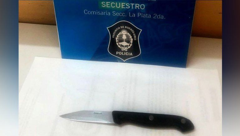 En un acto de Alberto Fernández, una jubilada con un cuchillo desató un operativo de seguridad