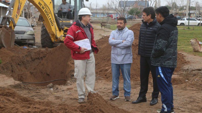 Llevan gas y cloacas a 67 familias del sector Jerusalén, en el barrio Cuenca XV