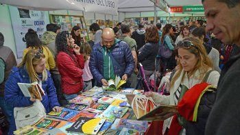 la feria del libro atrajo a mas de 100.000 visitantes