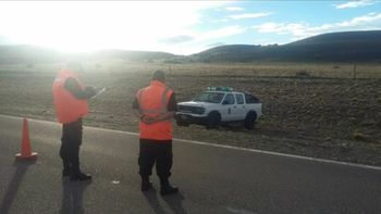 El fatal accidente en la ruta 40 fue el domingo y el nene peleó por su vida hasta la madrugada de este martes en la terapia intensiva pediátrica del hospital de El Calafate. El fatal accidente en la ruta 40 fue el domingo y el nene peleó por su vida hasta la madrugada de este martes en la terapia intensiva pediátrica del hospital de El Calafate.