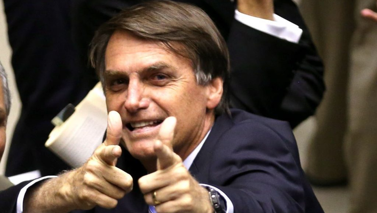 Bolsonaro felicitó el accionar policial en la matanza de Río