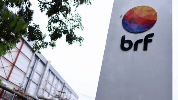 La empresa que no dejó salir a la madre parturienta en Brasil