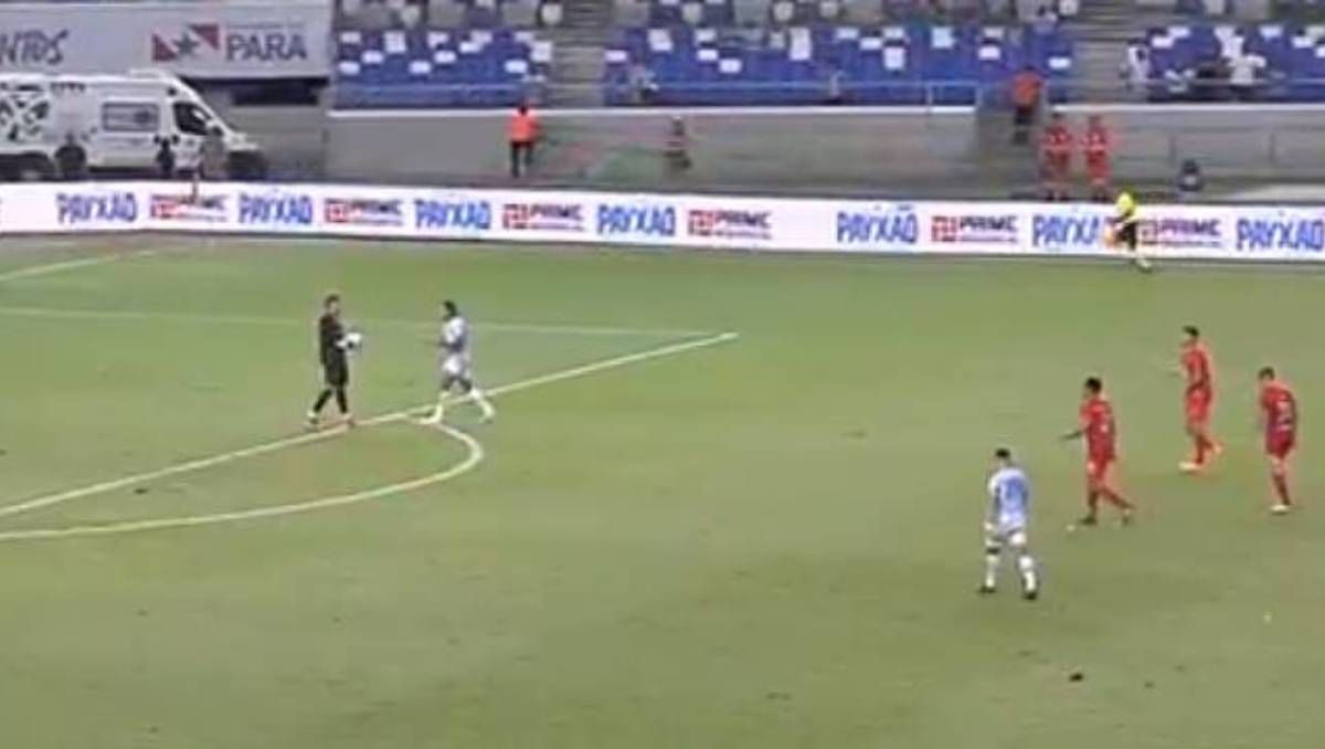 ¡Debutaron los 8 segundos en el fútbol brasileño! Por esta acción cobraron por primera vez un córner en contra a un arquero