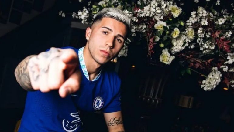 Enzo Fernández y su gran gesto con dos hinchas de River.&nbsp;