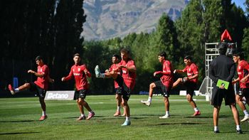 river transita su ultimo dia en san martin de los andes: que equipo paro marcelo gallardo para los amistosos river transita su ultimo dia en san martin de los andes: que equipo paro marcelo gallardo para los amistosos