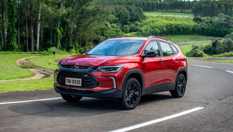 Chevrolet Tracker. Chevrolet Tracker.