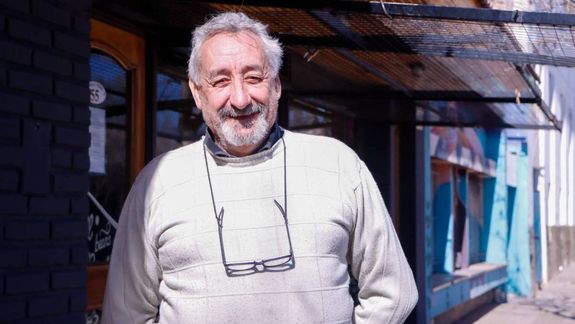 Rodolfo Merlino se jubiló tras casi tres décadas en la Estación Metereológica. Foto Anahí Cárdena.